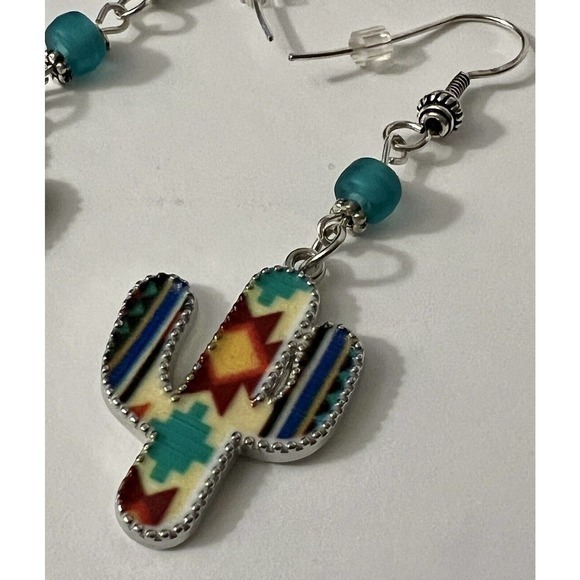 Fun Silver Tone Cactus Enamel‎ Turquoise Green Bead Dangle Earrings Handmade NEW - Picture 4 of 6